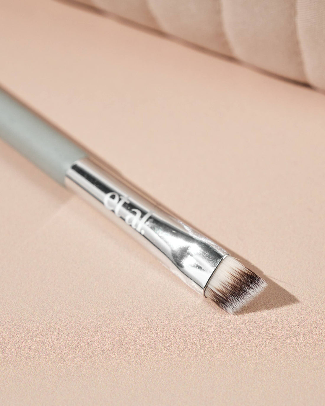 et al. Define & Blend Brush