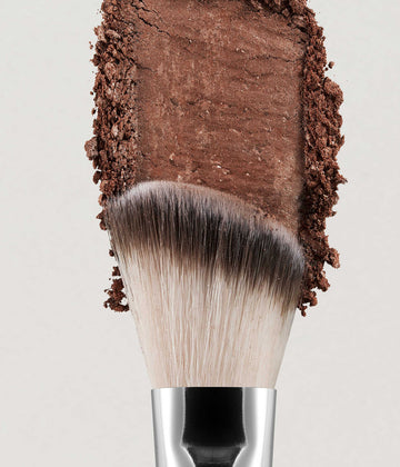 et al. Angled Cheek Brush